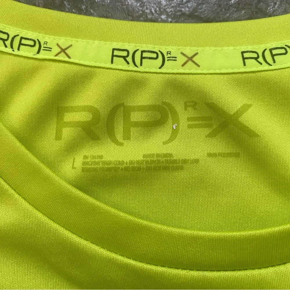 •Mens graphic tee bundle 5 piece• Size L - Picture 6 of 15